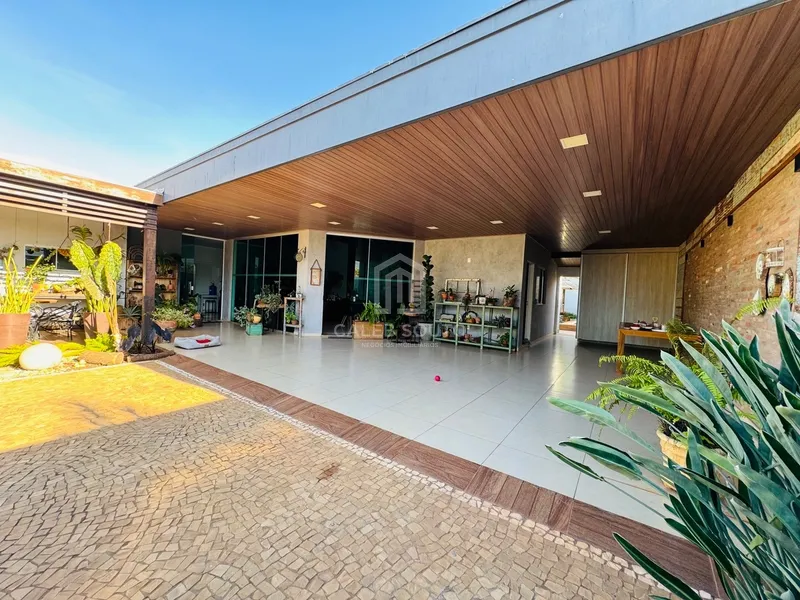 Casa com 3 suítes e piscina à venda no Cond. Campo Belo-Marília-SP: 11ª foto da galeria de imagens do imóvel