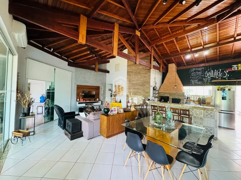 Casa com 3 suítes e piscina à venda no Cond. Campo Belo-Marília-SP: 15ª foto da galeria de imagens do imóvel