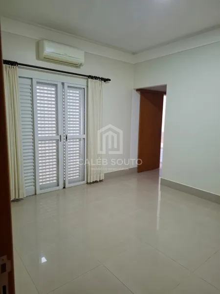 Casa com 3 quartos e piscina no Condominio Costa do Ipe em Marilia: 10ª foto da galeria de imagens do imóvel