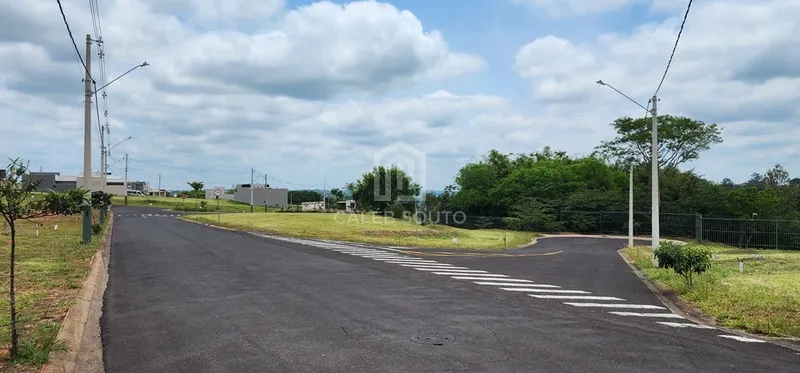 Terreno a Venda medindo 442 metros no Condomínio Vila Flora III em Marília-SP. : 4ª foto da galeria de imagens do imóvel