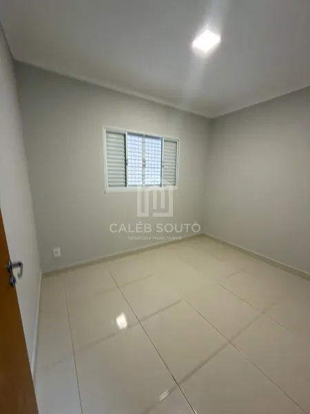 Casa a Venda com 3 quartos no Bairro Palmital em Marília-SP. : 11ª foto da galeria de imagens do imóvel