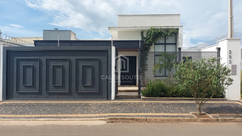 Casa a venda com 3 dorms e 1 suíte no Jardim Florença em Marília-SP: 3ª foto da galeria de imagens do imóvel
