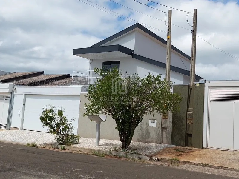 Casa a Venda no Jd. Florença em Marília-SP.: 2ª foto da galeria de imagens do imóvel