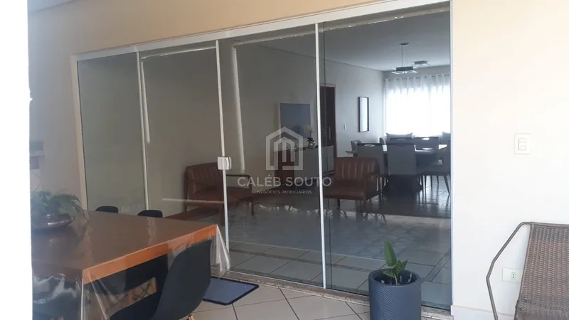 Sobrado no Jd. São Miguel em Marília-SP.: 8ª foto da galeria de imagens do imóvel