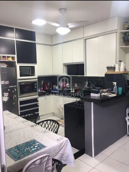 Casa a Venda no Jd. Continental em Marília-SP.: 6ª foto da galeria de imagens do imóvel