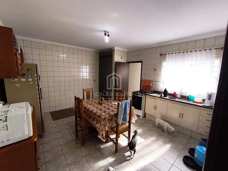 Casa a Venda com 3 Quartos sendo 1 Suíte no Jd. Estoril em Marília-SP. : 4ª foto da galeria de imagens do imóvel