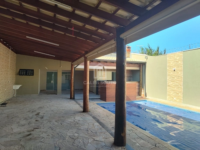Casa com 4 dormitórios e piscina à venda no Palmital – Marília/SP: 5ª foto da galeria de imagens do imóvel