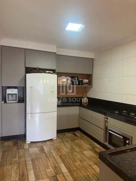 Casa a Venda com 4 quartos no Bairro Palmital em Marília-SP: 8ª foto da galeria de imagens do imóvel