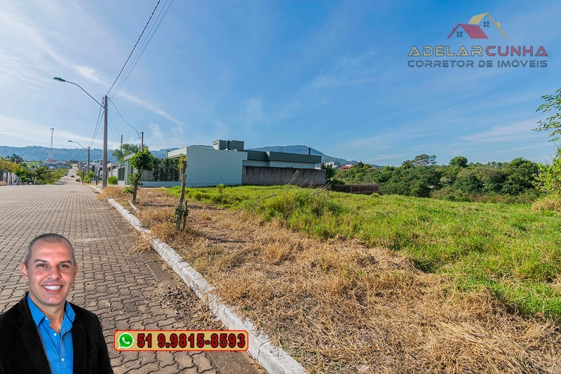 Casa à Venda em Sapiranga com 3 Dormitórios sendo 1 Suíte: 3ª foto da galeria de imagens do imóvel