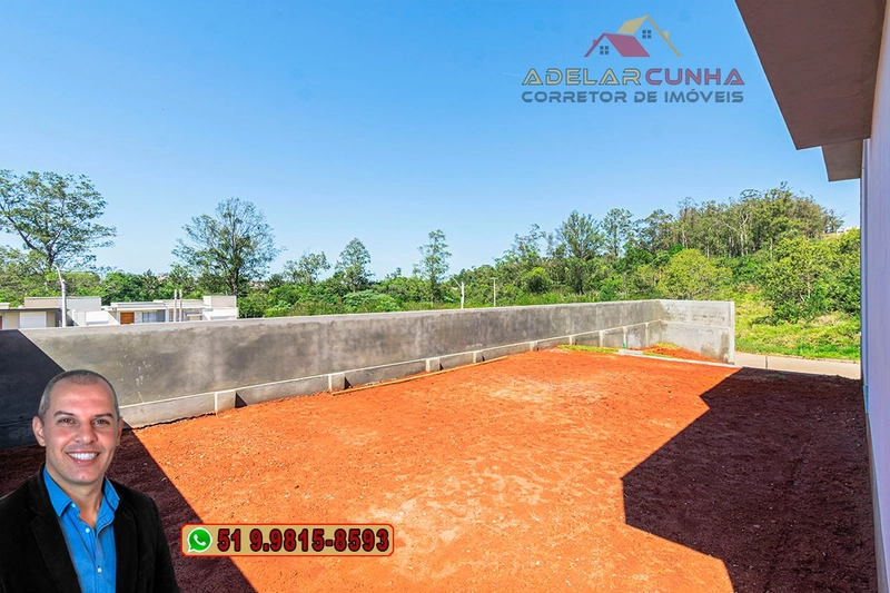 Casa de Esquina à VENDA em Campo Bom com 3 dormitórios Sendo 1 Suíte: 15ª foto da galeria de imagens do imóvel