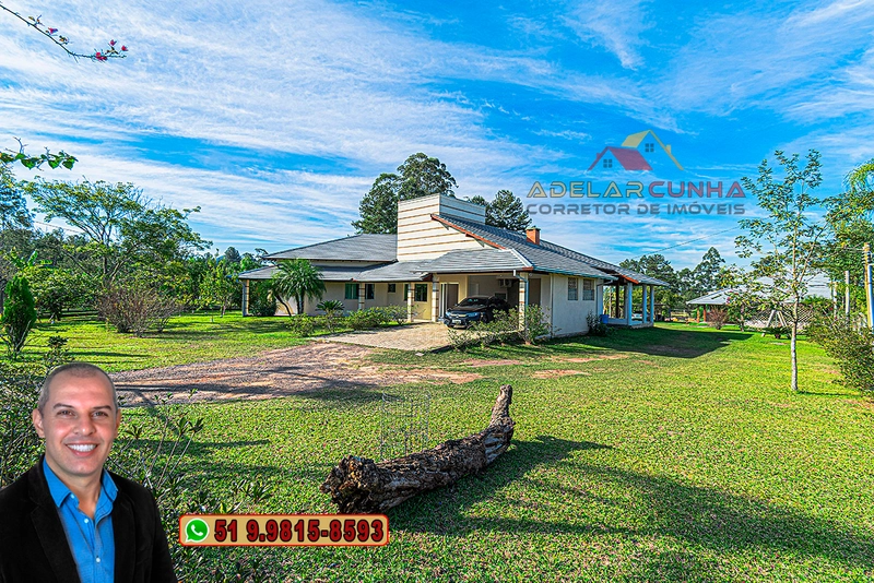 Casa em Araricá semi-mobiliada com 5 dormitórios sendo 2 suítes: 2ª foto da galeria de imagens do imóvel