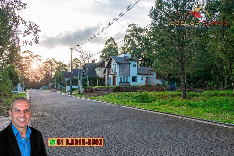 Casa à Venda em Gramado - RS com 3 Suítes sendo 1 Suíte máster.: 8ª foto da galeria de imagens do imóvel