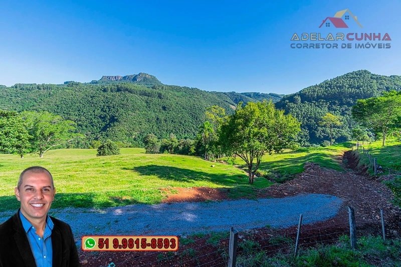 LOTE 03: Chácara de 3.5 hectares com Riacho, À VENDA em Gramado – RS: 1ª foto da galeria de imagens do imóvel