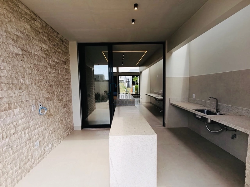 Sobrado 4 suítes em condomínio fechado - Jardins Capri : 8ª foto da galeria de imagens do imóvel