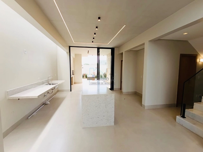 Sobrado 4 suítes em condomínio fechado - Jardins Capri : 4ª foto da galeria de imagens do imóvel