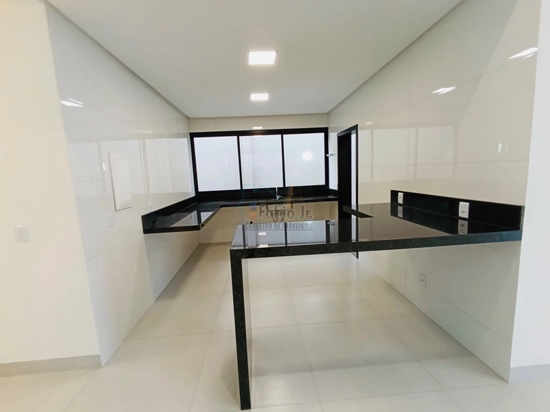 Casa térrea 3 suítes em condomínio fechado - Jardins Napoles: 4ª foto da galeria de imagens do imóvel