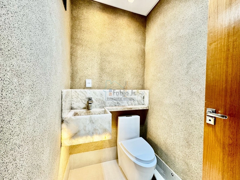 Casa Sub Térrea 3 suítes em condomínio fechado - Jardins Nápoles : 4ª foto da galeria de imagens do imóvel