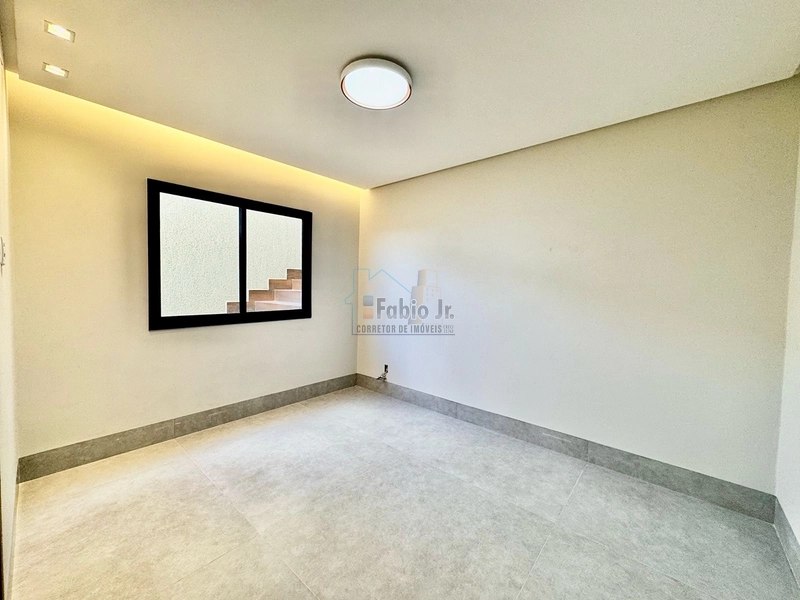 Casa Sub Térrea 3 suítes em condomínio fechado - Jardins Nápoles : 18ª foto da galeria de imagens do imóvel