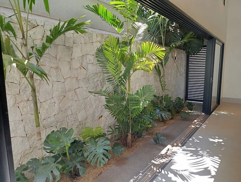 Casa térrea 03 quartos\suítes em condomínio fechado - Jardins Nápoles : 5ª foto da galeria de imagens do imóvel
