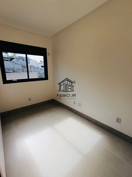 Sobrado invertido 3 suítes em condomínio fechado - Jardins Nápoles : 4ª foto da galeria de imagens do imóvel