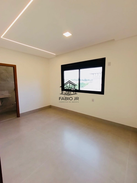 Sobrado invertido 3 suítes em condomínio fechado - Jardins Nápoles : 10ª foto da galeria de imagens do imóvel