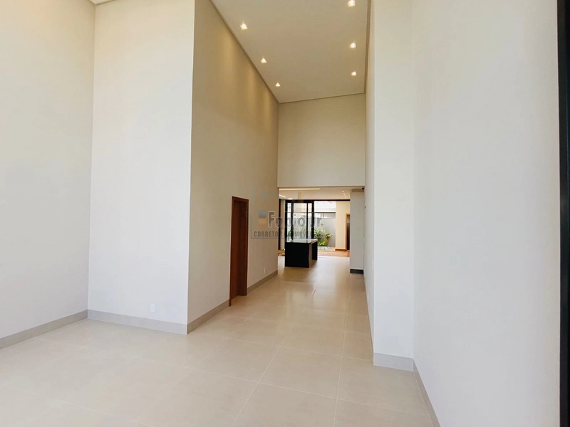 Casa térrea 3 suítes em condomínio fechado - Jardins Bolonha : 2ª foto da galeria de imagens do imóvel