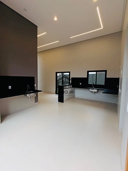 Casa térrea 3 suítes em condomínio fechado - Jardins Parma: 4ª foto da galeria de imagens do imóvel