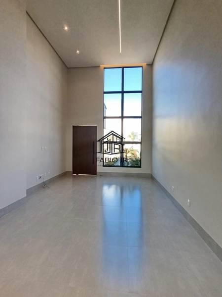 Casa térrea 3 suítes em condomínio fechado - Jardins Capri: 2ª foto da galeria de imagens do imóvel