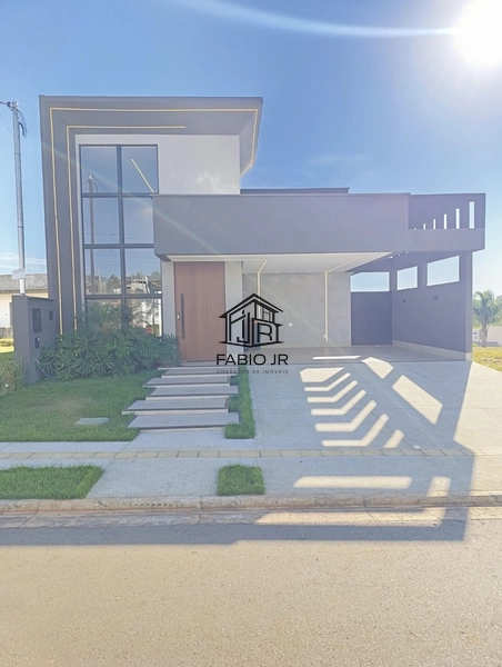 Casa térrea 3 suítes em condomínio fechado - Jardins Capri: 1ª foto da galeria de imagens do imóvel
