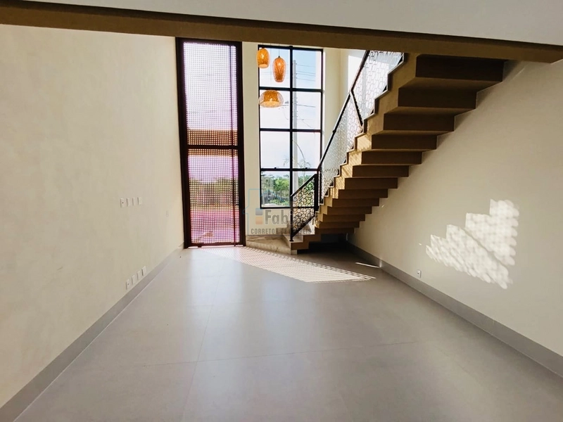 Sobrado 4 suítes em condomínio fechado - Jardins Capri: 3ª foto da galeria de imagens do imóvel