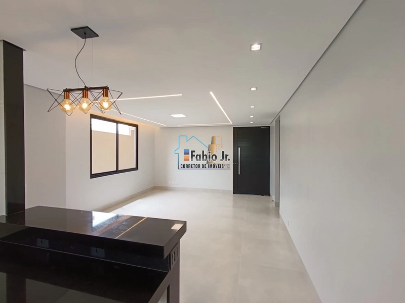 Casa sozinha no lote, 03 quartos sendo 1 suíte, Cidade Satélite São Luiz, Aparecida de Goiânia-GO: 5ª foto da galeria de imagens do imóvel