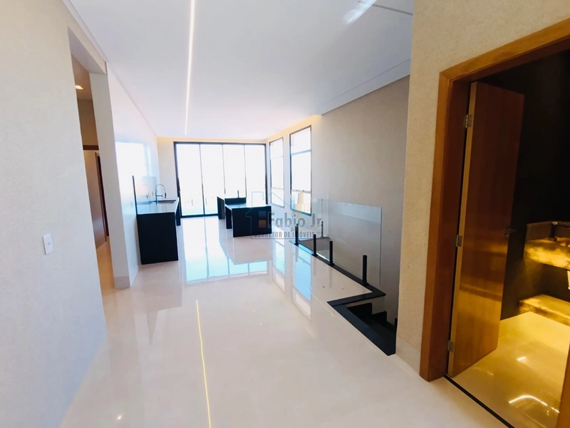 Casa em condomínio fechado, 03 quartos, 03 suítes, com vista definitiva: 3ª foto da galeria de imagens do imóvel