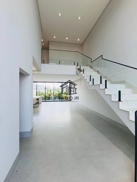 Sobrado 4 quartos em condomínio fechado - Jardins Parma: 2ª foto da galeria de imagens do imóvel