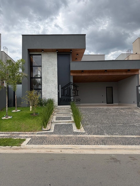 Casa térrea 3 suítes em condomínio fechado - Jardins Nápoles : 1ª foto da galeria de imagens do imóvel