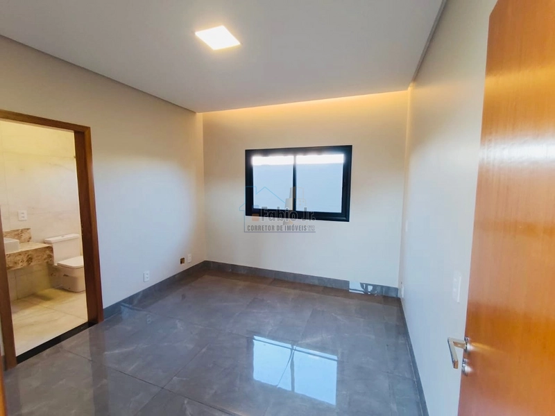 Casa térrea 3 suítes em condomínio fechado - Jardins Bolonha : 13ª foto da galeria de imagens do imóvel