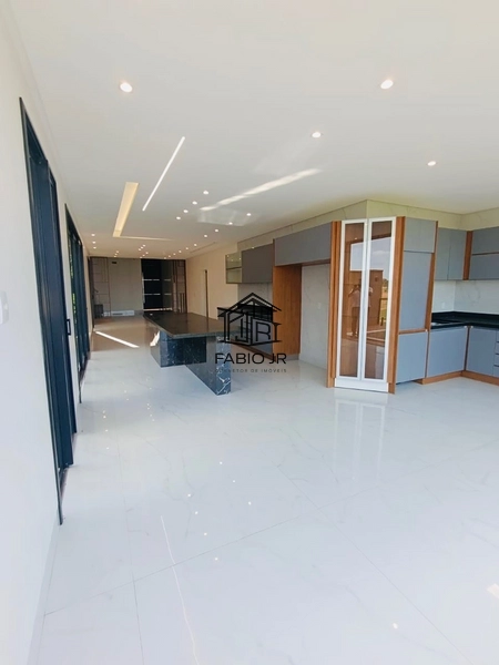 Casa térrea 3 quartos e 2 suítes em condomínio fechado - Jardins Nápoles : 9ª foto da galeria de imagens do imóvel