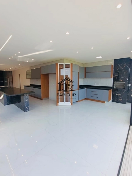 Casa térrea 3 quartos e 2 suítes em condomínio fechado - Jardins Nápoles : 11ª foto da galeria de imagens do imóvel