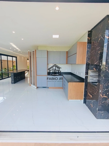 Casa térrea 3 quartos e 2 suítes em condomínio fechado - Jardins Nápoles : 10ª foto da galeria de imagens do imóvel