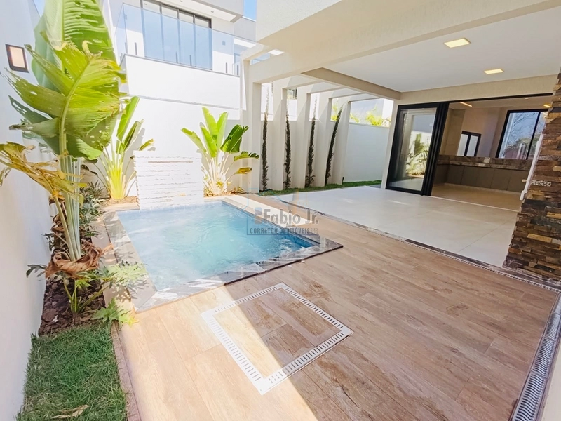 Casa térrea 3 suítes em condomínio fechado - Jardins Capri: 2ª foto da galeria de imagens do imóvel