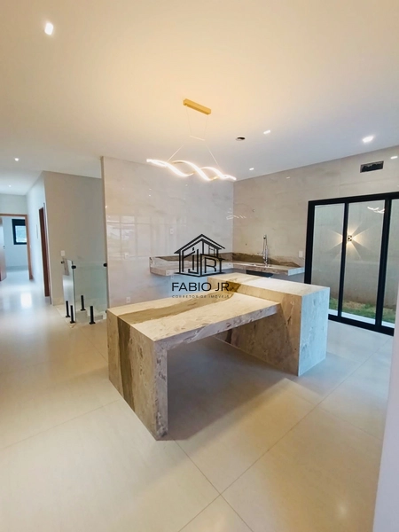 Casa sub-térrea 03 suítes em condomínio fechado  - Jardins Nápoles : 4ª foto da galeria de imagens do imóvel