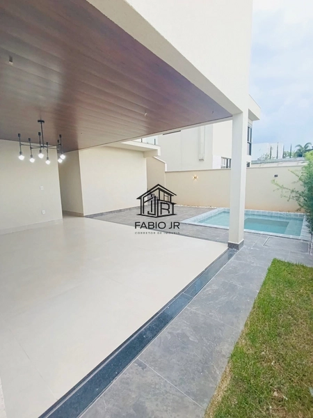 Casa sub-térrea 03 suítes em condomínio fechado  - Jardins Nápoles : 18ª foto da galeria de imagens do imóvel