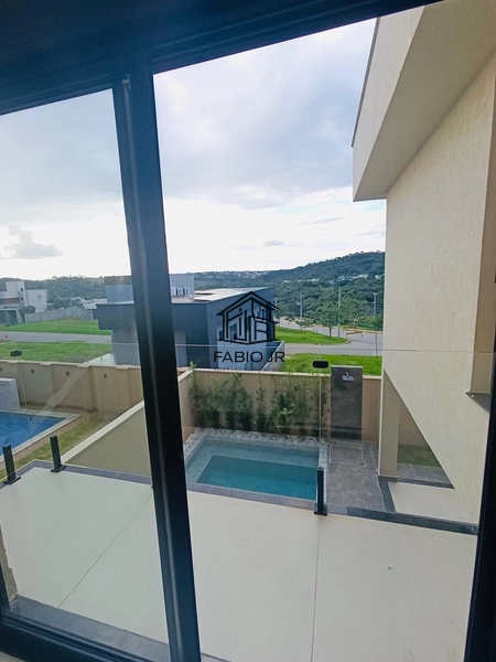 Casa sub-térrea 03 suítes em condomínio fechado  - Jardins Nápoles : 12ª foto da galeria de imagens do imóvel