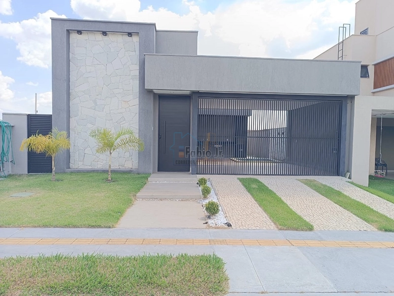 Casa térrea 3 suítes em condomínio fechado - Jardins Bolonha: 1ª foto da galeria de imagens do imóvel