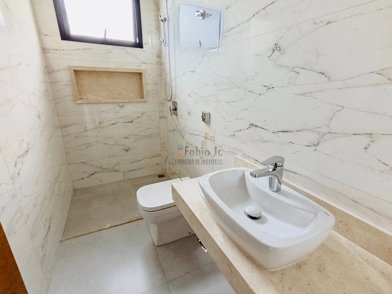 Casa térrea, 3 suítes, 3 vagas de garagem cobertas em condomínio fechado - Jardins Nápoles : 7ª foto da galeria de imagens do imóvel