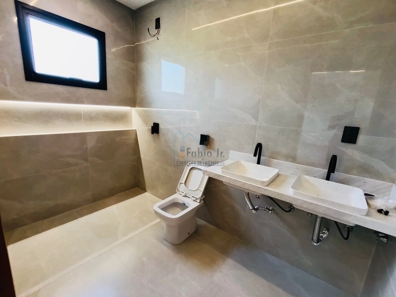 Sobrado 4 suítes em condomínio fechado - Jardins Parma : 22ª foto da galeria de imagens do imóvel