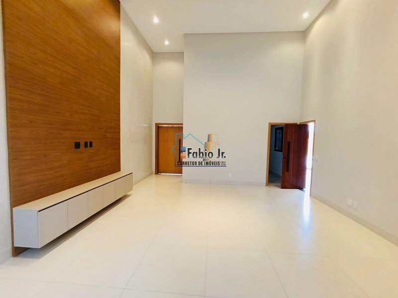 Casa térrea 3 suítes em Condomínio Fechado - Jardins Nápoles : 3ª foto da galeria de imagens do imóvel