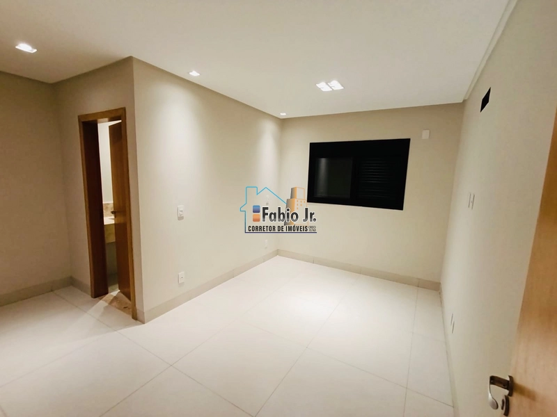 Casa térrea 3 suítes em Condomínio Fechado - Jardins Nápoles : 15ª foto da galeria de imagens do imóvel