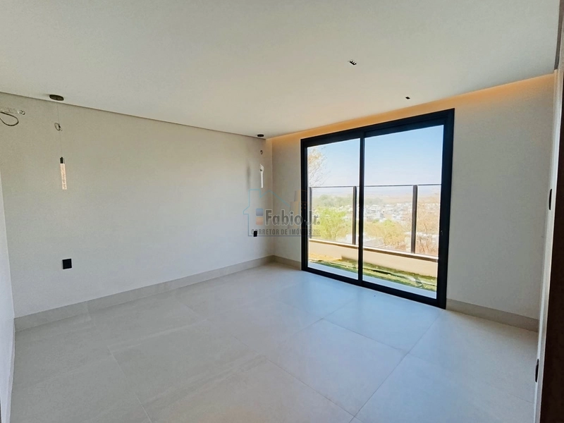 Casa térrea 3 suítes em condomínio fechado - Jardins Nápoles : 10ª foto da galeria de imagens do imóvel