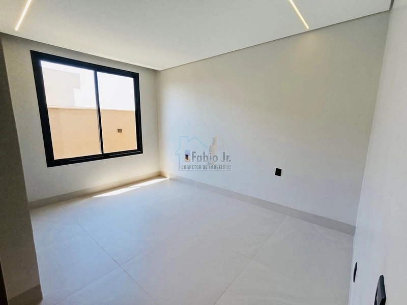 Casa térrea 3 suítes em condomínio fechado - Jardins Nápoles : 12ª foto da galeria de imagens do imóvel