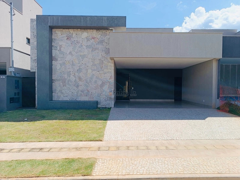 Casa térrea 3 suítes em condomínio fechado - Jardins Bolonha: 1ª foto da galeria de imagens do imóvel